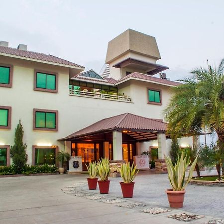 Jalsa Hotel & Banquets,Indore Exterior photo