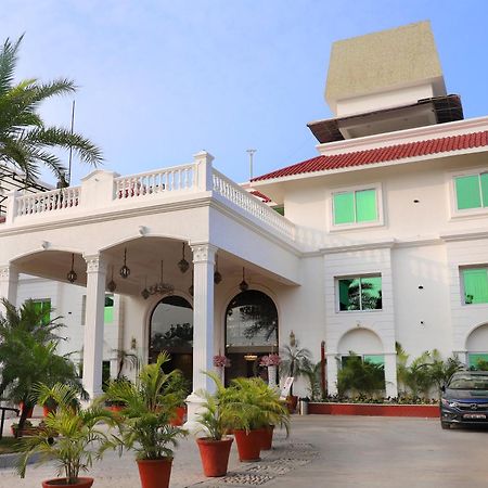 Jalsa Hotel & Banquets,Indore Exterior photo