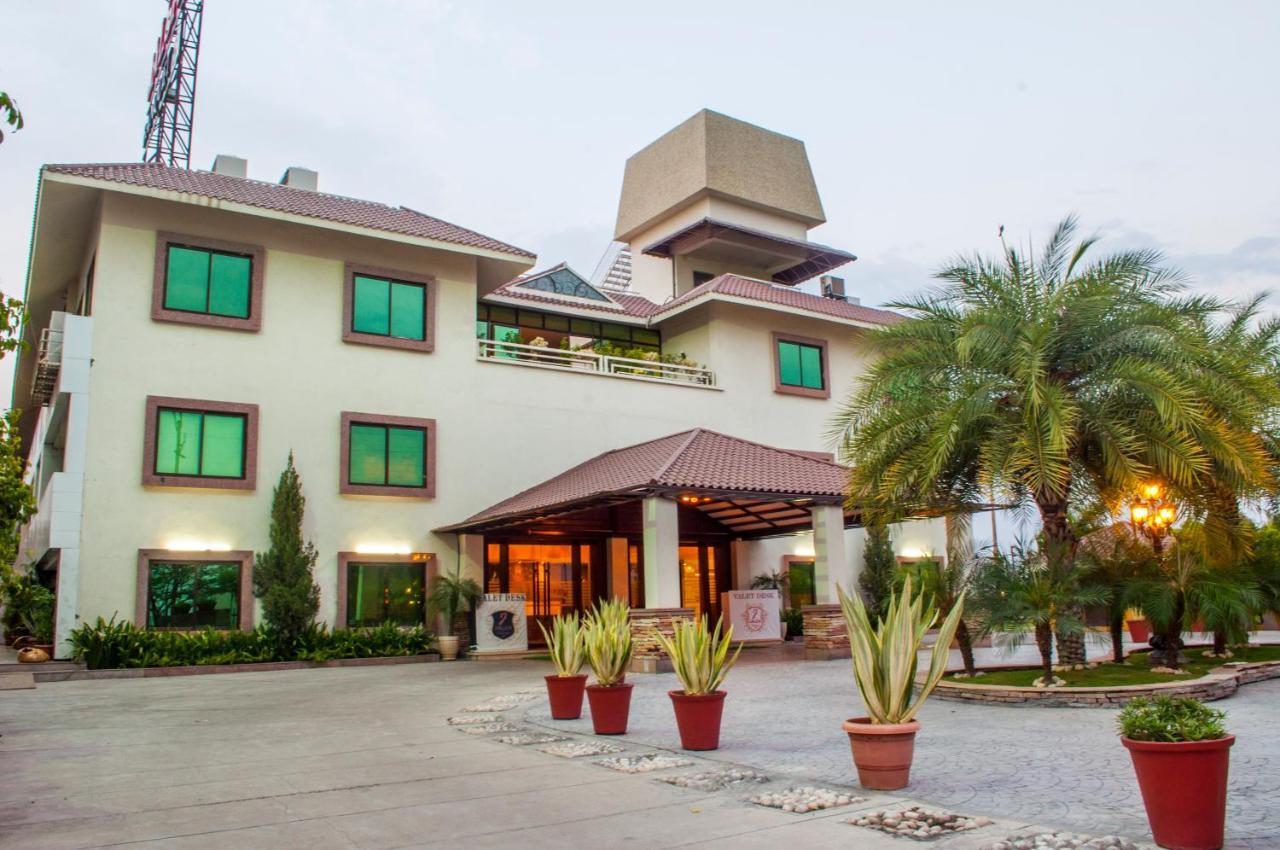 Jalsa Hotel & Banquets,Indore Exterior photo
