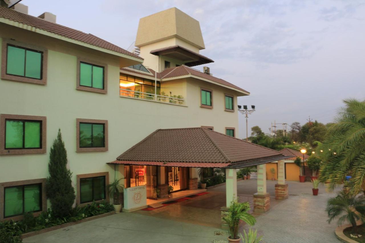 Jalsa Hotel & Banquets,Indore Exterior photo