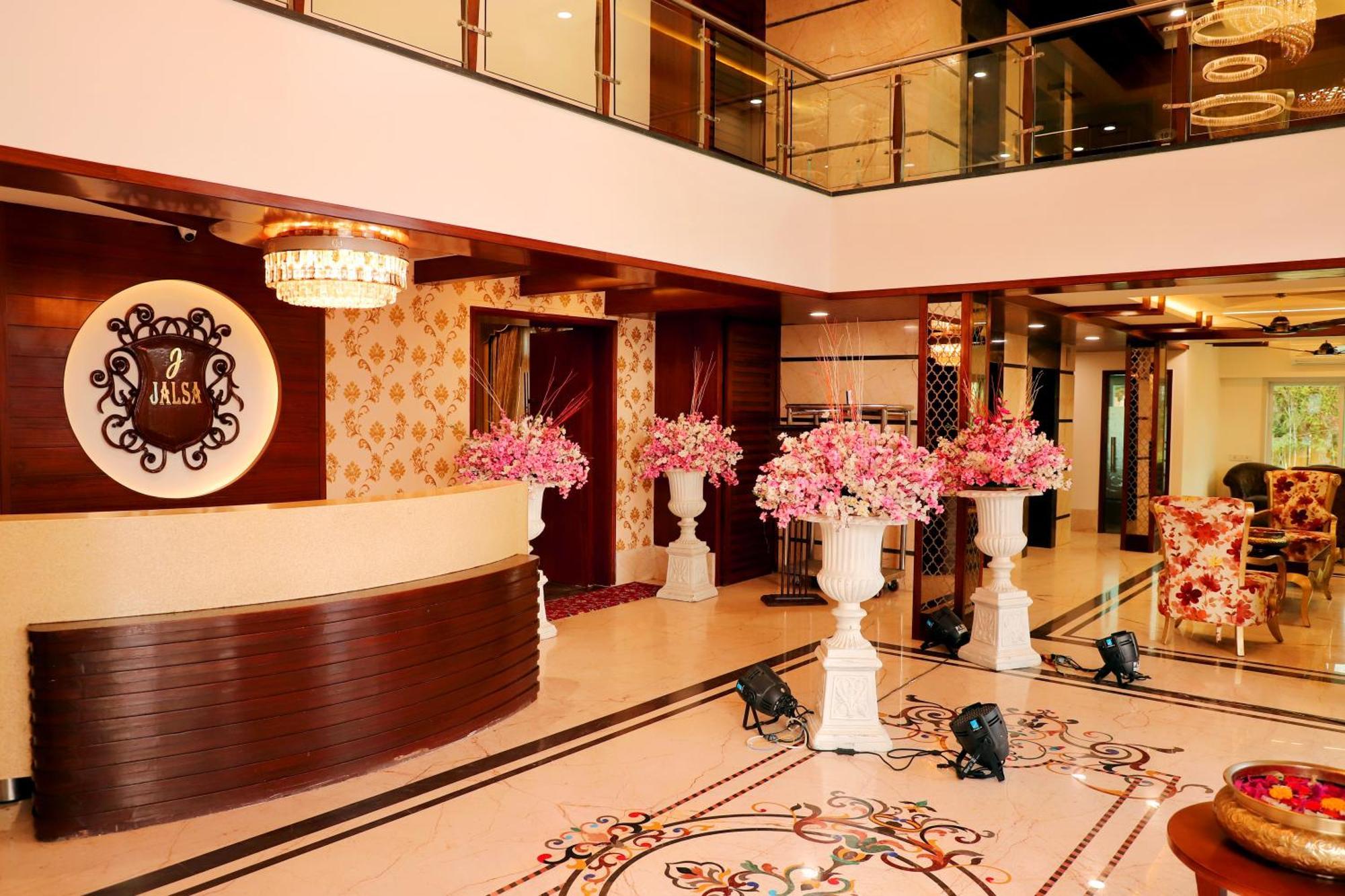 Jalsa Hotel & Banquets,Indore Exterior photo