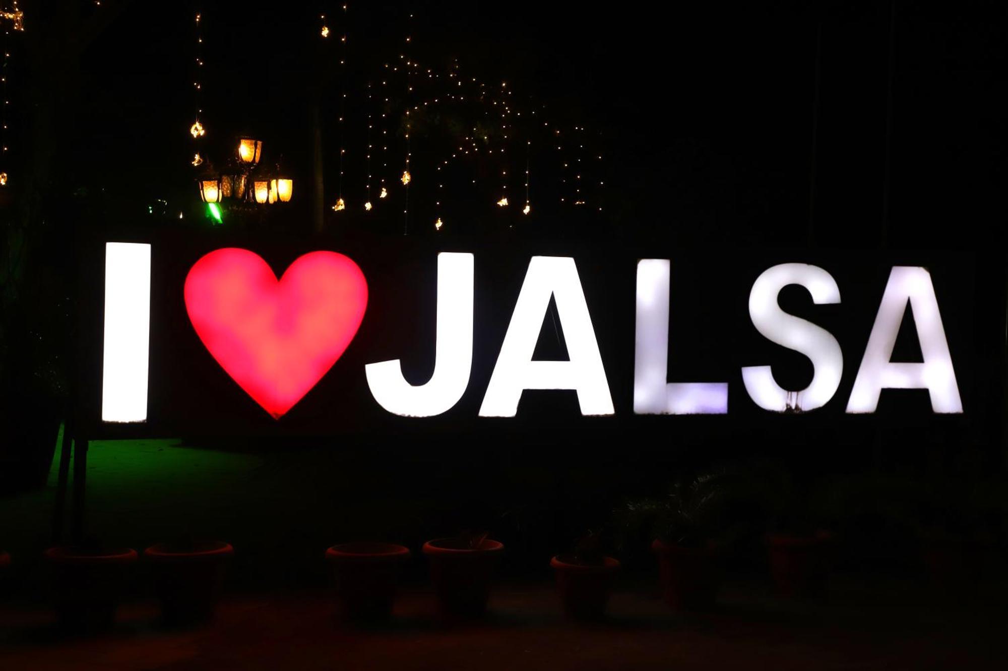 Jalsa Hotel & Banquets,Indore Exterior photo