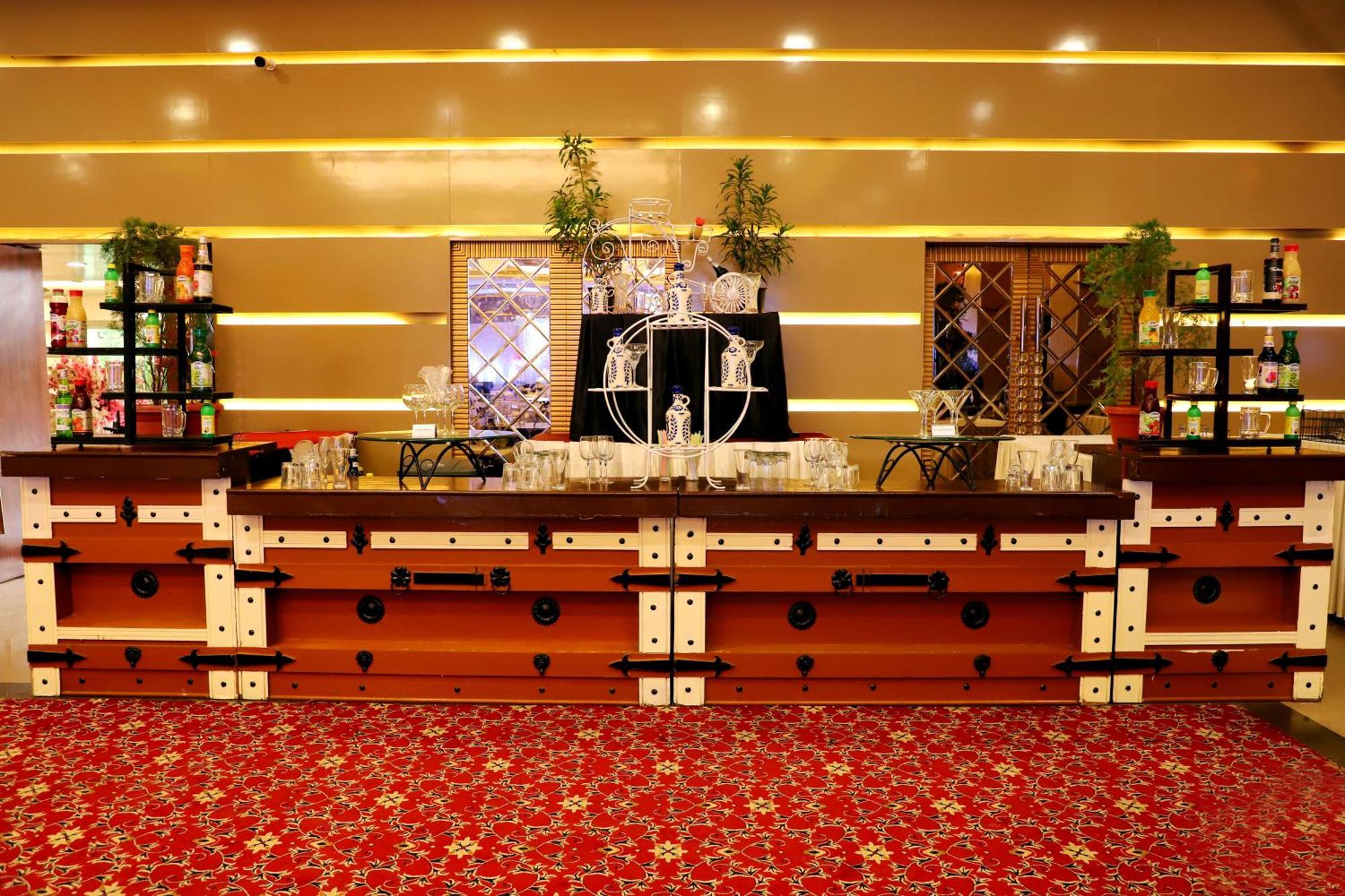Jalsa Hotel & Banquets,Indore Exterior photo